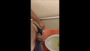 Guy Pissing 4