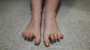 Foot Fetish and Nail Polish on the Feet
