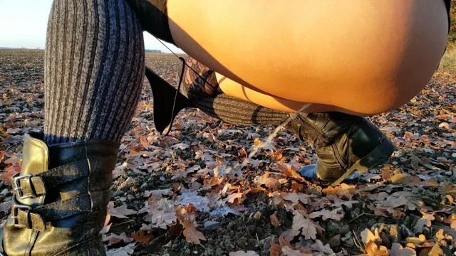 Outdoors Upskirt Countryside Pee in Fall